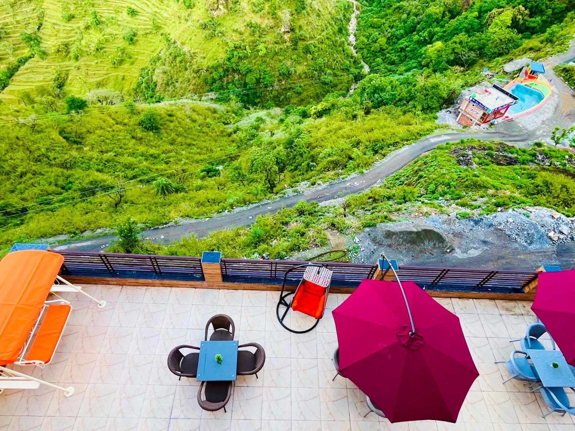 Doon Valley Resort, Мусори Екстериор снимка